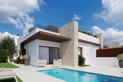 Cluster house for sale in Orihuela-Costa, Alicante. 