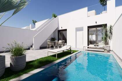 Cluster house for sale in Torre Pacheco, Murcia. 