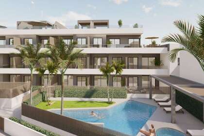 Flat for sale in Pilar de la Horadada, Alicante. 