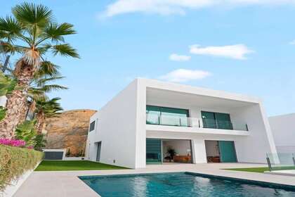 House for sale in Benidorm, Alicante. 