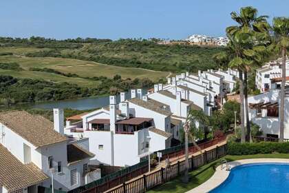 Apartment for sale in San Roque, Cádiz. 
