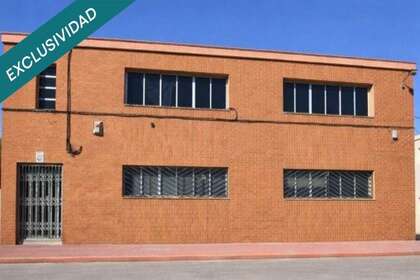 商业物业 出售 进入 Almansa, Albacete. 
