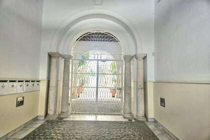 Piso en Sevilla. 