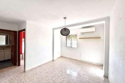 平 出售 进入 San Juan de Aznalfarache, Aljarafe, Sevilla. 