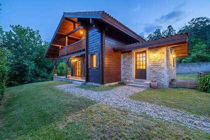 House for sale in Salceda de Caselas, Pontevedra. 