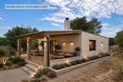 Country house for sale in Tortosa, Tarragona. 