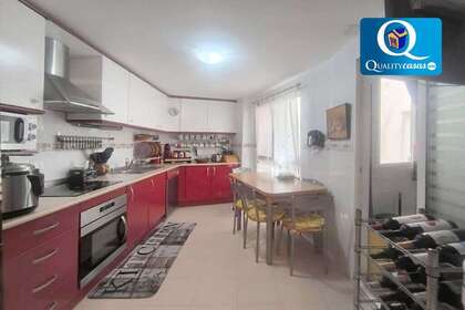 Apartment for sale in Alicante/Alacant. 