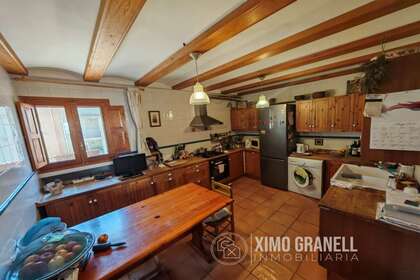 House for sale in Eslida, Castellón. 