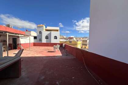 房子 出售 进入 San Bartolomé de Tirajana, Las Palmas, Gran Canaria. 
