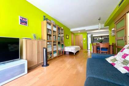 Flat for sale in Sant Adrià de Besos, Barcelona. 