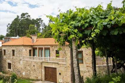 Country house for sale in Tui, Pontevedra. 