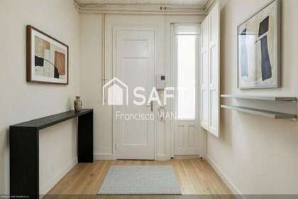 Apartment for sale in Barcelona. 