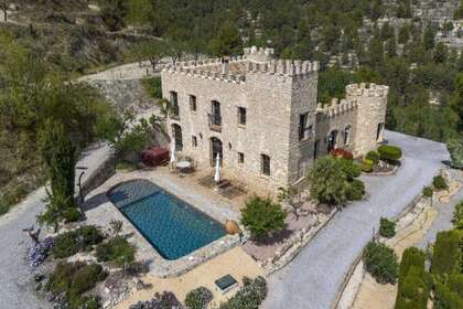 Casa venta en Relleu, Alicante. 