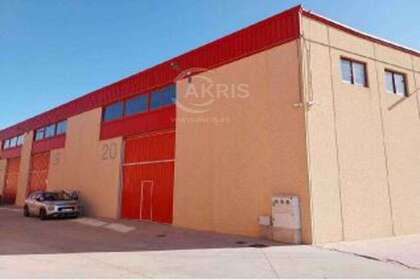Warehouse for sale in Noblejas, Toledo. 