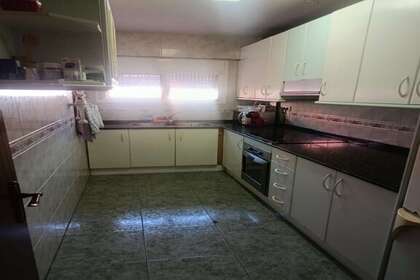 Flat for sale in Tarragona. 