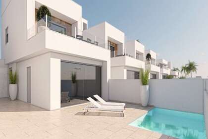 Cluster house for sale in San Pedro del Pinatar, Murcia. 