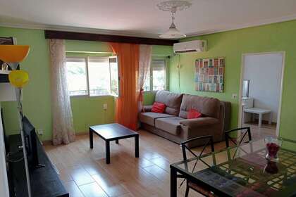 Flat in Sevilla. 