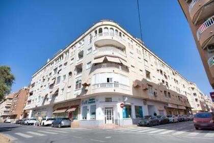 酒店公寓 出售 进入 Torrevieja, Alicante. 