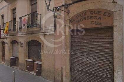 平 出售 进入 Tarragona. 