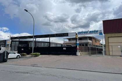 Warehouse for sale in Collado Villalba, Madrid. 