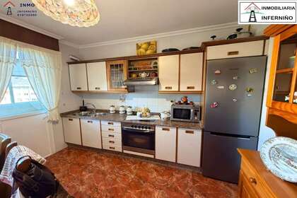 平 出售 进入 Ferrol, La Coruña (A Coruña). 