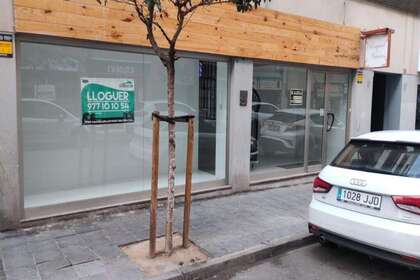 办公室 进入 Tarragona. 