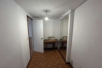 Local comercial venta en Santiago de Compostela, La Coruña (A Coruña). 