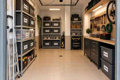 Commercial premise for sale in Roquetas de Mar, Almería. 