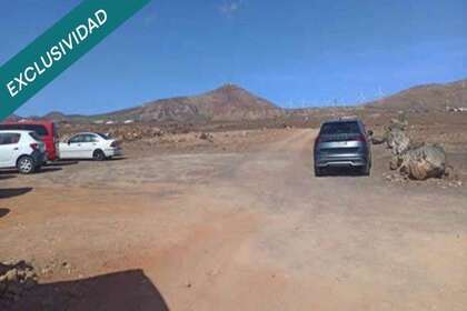 住宅用地 出售 进入 Lanzarote. 