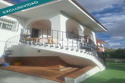 House for sale in Almendralejo, Badajoz. 