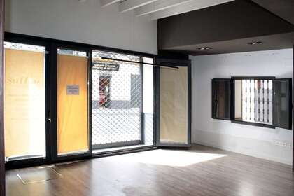 Commercial premise in Sevilla. 